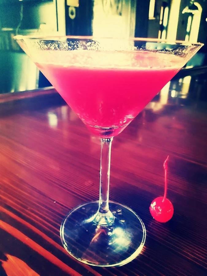 芝加哥酒店 霍穆托夫 外观 照片